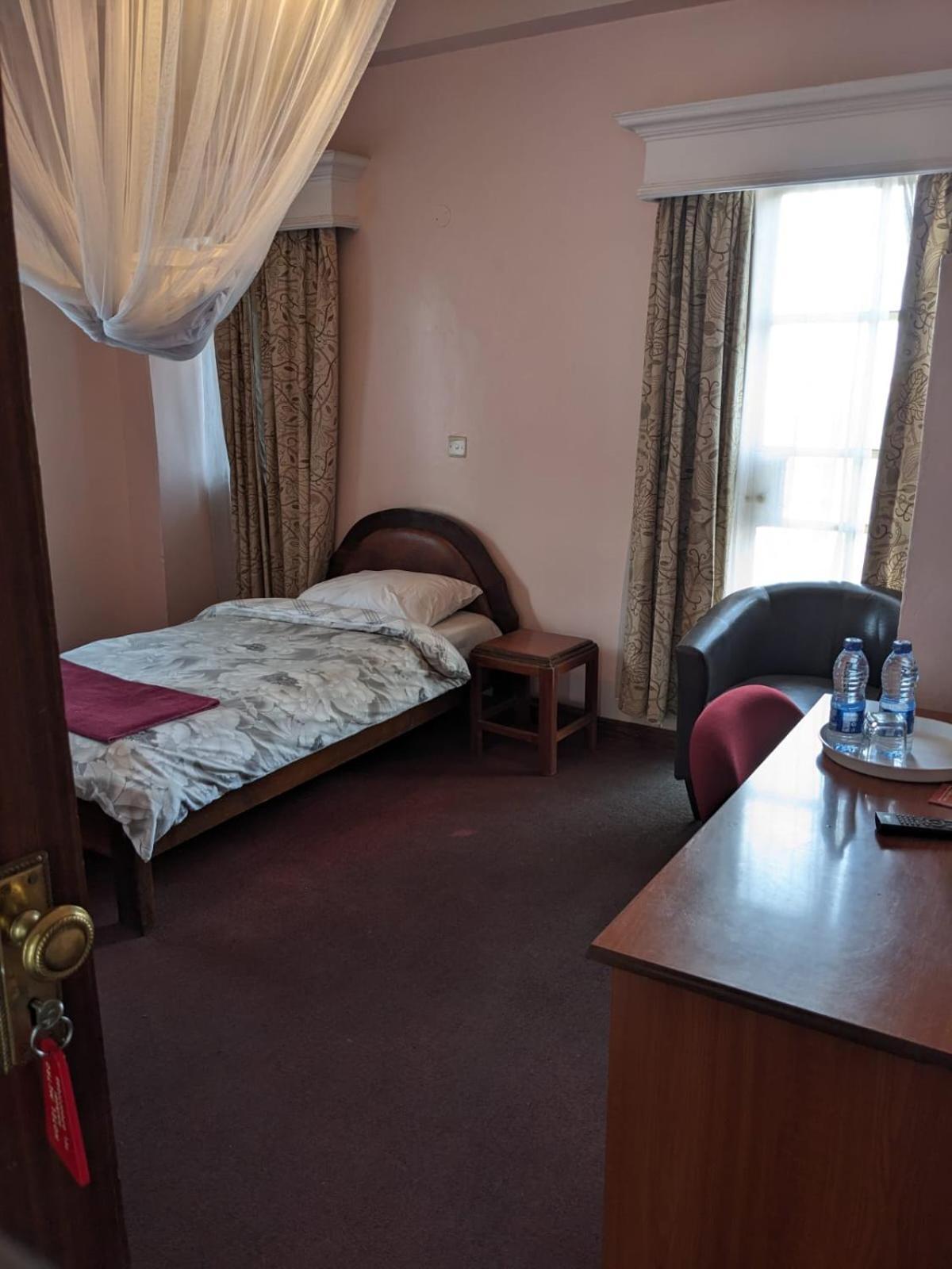 Metro Hotel Nairobi Kültér fotó